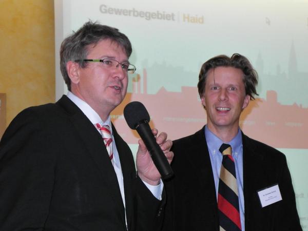 Gelungener Auftakt (von links): Gastgeber Volker Speck und Initiator Christian Schulz Gelungener Auftakt (von links): Gastgeber Volker Speck und Initiator Christian Schulz