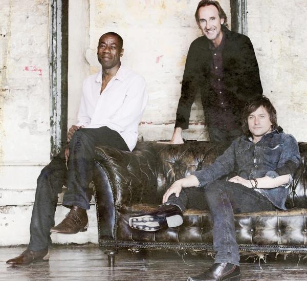 Mike & The Mechanics Mike & The Mechanics