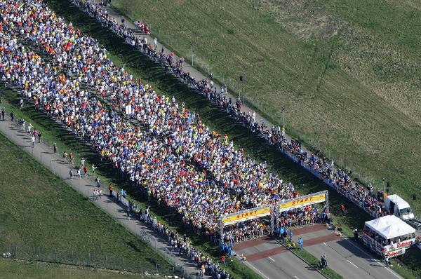 Startfeld beim Marathon (Archiv 2011); Bild: Patrick Seeger Startfeld beim Marathon (Archiv 2011); Bild: Patrick Seeger