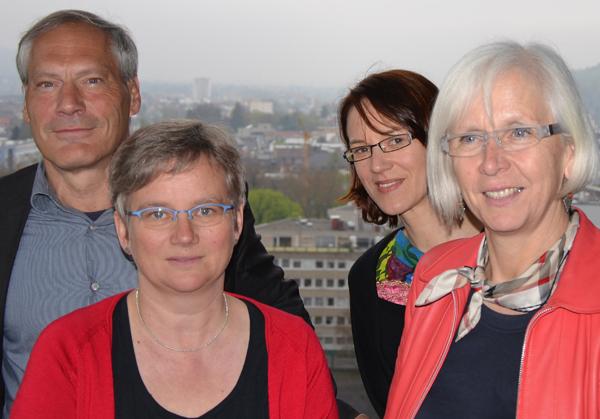 Das Foto zeigt von links nach rechts Thomas Kessler, Leiter Kantons- und Stadtentwicklung, Präsidialdepartement des Kantons Basel-Stadt, Claudia Williams, Referentin der Oberbürgermeisterin, Astrid Loquai, Leiterin des städtischen Fachbereichs Stadtentwicklung, Gudrun Heute-Bluhm Oberbürgermeisterin Stadt Lörrach. Das Foto zeigt von links nach rechts Thomas Kessler, Leiter Kantons- und Stadtentwicklung, Präsidialdepartement des Kantons Basel-Stadt, Claudia Williams, Referentin der Oberbürgermeisterin, Astrid Loquai, Leiterin des städtischen Fachbereichs Stadtentwicklung, Gudrun Heute-Bluhm Oberbürgermeisterin Stadt Lörrach.