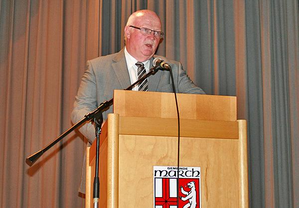 Josef Hügle, Bürgermeister der Gemeinde March. Josef Hügle, Bürgermeister der Gemeinde March.