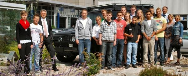 16 neue Auszubildende in der Mercedes-Benz Niederlassung 16 neue Auszubildende in der Mercedes-Benz Niederlassung