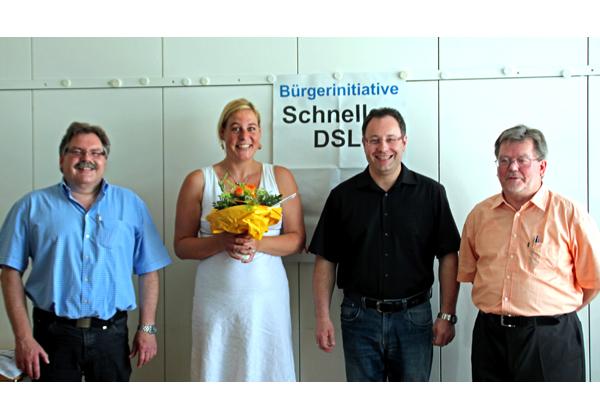 Von links: Dieter Künle, Julia Sennekamp, Stefan Sieber, Hans Kölblin
Foto: Stadt Emmendingen
Von links: Dieter Künle, Julia Sennekamp, Stefan Sieber, Hans Kölblin
Foto: Stadt Emmendingen