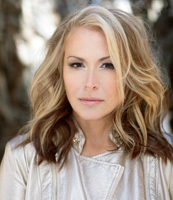 Charity und Entertainment 2013: Anastacia
Foto: Ralf Strathmann Charity und Entertainment 2013: Anastacia
Foto: Ralf Strathmann
