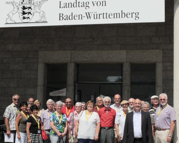 Besuchergruppe bei Alexander Schoch im Landtag von Baden-Württemberg.