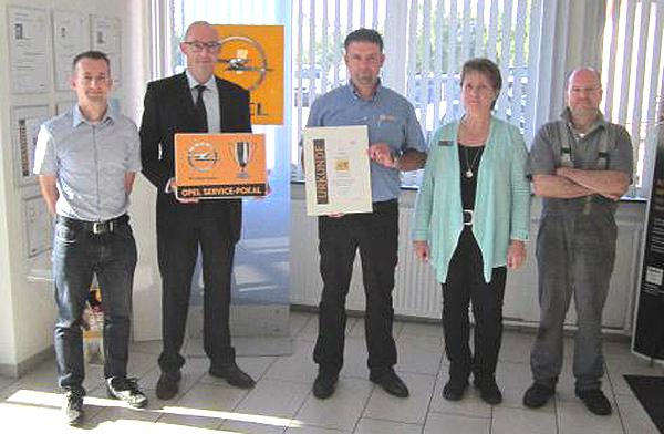 Von links: Marc Mössinger, Frank M. Hotz, Nandor Kaiser, Irene Schwarz, Martin Weis Von links: Marc Mössinger, Frank M. Hotz, Nandor Kaiser, Irene Schwarz, Martin Weis