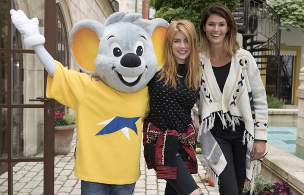 Palina Rojinski (Mitte) mit Miriam Mack und Ed Euromaus. Palina Rojinski (Mitte) mit Miriam Mack und Ed Euromaus.