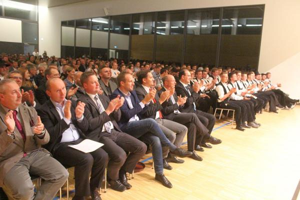 Herbstfreisprechungsfeier der Kreishandwerkerschaft in Altdorfhalle – 89 Jung-Handwerker erhielten Gesellenbriefe Herbstfreisprechungsfeier der Kreishandwerkerschaft in Altdorfhalle – 89 Jung-Handwerker erhielten Gesellenbriefe