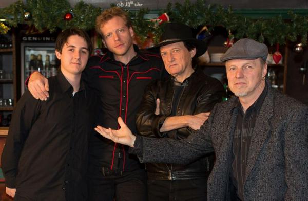 Kneipennacht Waldkirch am 9. Mai – Blues und Rock mit der „Hot Button Blues Band“ im Elztalmuseum Kneipennacht Waldkirch am 9. Mai – Blues und Rock mit der „Hot Button Blues Band“ im Elztalmuseum