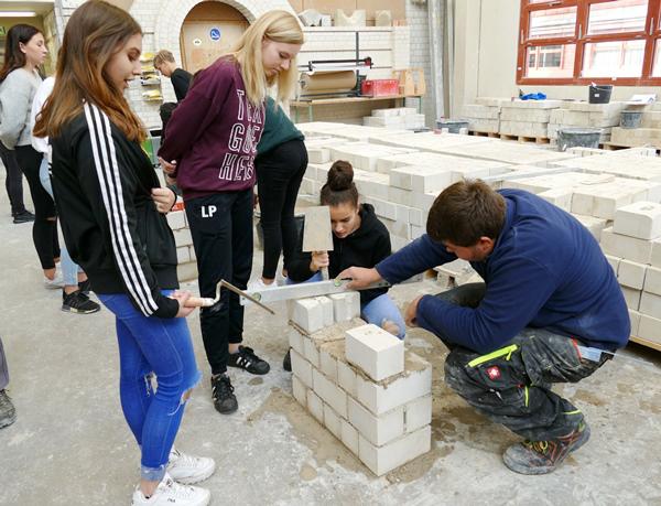 Infotag Bauausbildung - Mauern