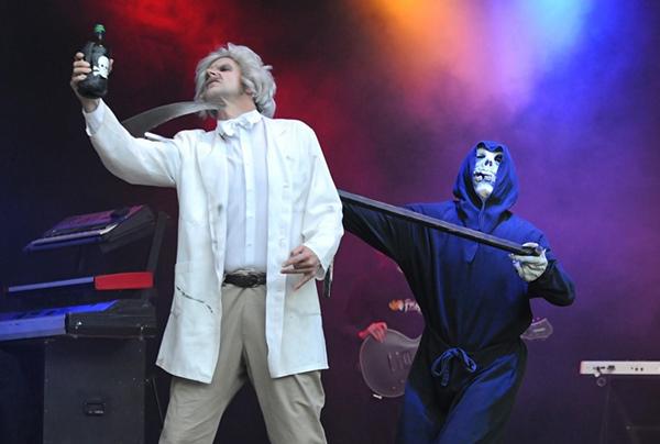 „FAUST – DIE ROCKOPER“ „FAUST – DIE ROCKOPER“