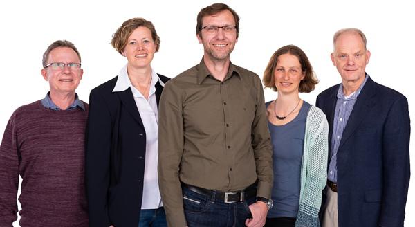 UB-ÖDP Spitzenkandidaten Gemeinderat
V. li.: Fischer, Meinshausen, Weniger,Höldin, Wiebe UB-ÖDP Spitzenkandidaten Gemeinderat
V. li.: Fischer, Meinshausen, Weniger,Höldin, Wiebe