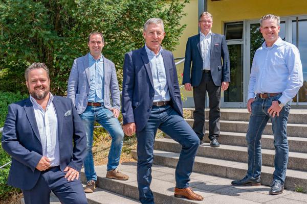 Rainer Zeller aus Britzingen ist der neue Präsident des Badischen Weinbauverbandes - Das neue Präsidium des Weinbauverbandes: Von links Stephan Danner, Martin Schneider, Präsident Rainer Zeller, Thomas Walz, Martin Linser. Rainer Zeller aus Britzingen ist der neue Präsident des Badischen Weinbauverbandes - Das neue Präsidium des Weinbauverbandes: Von links Stephan Danner, Martin Schneider, Präsident Rainer Zeller, Thomas Walz, Martin Linser.