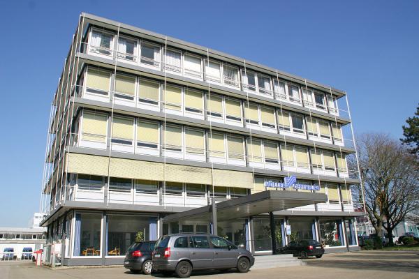 Architekt und Denkmal-Spezialist Jürgen Grossmann hat Eiermann-Bau im Norden Offenburgs erworben.

Foto: Tietge GmbH - Grossmann Group