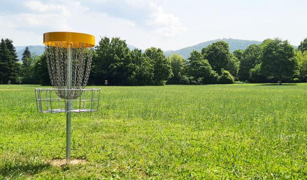 Discgolf ist in Denzlingen angekommen - Gemeinde ist um ein Freizeitangebot reicher. Discgolf ist in Denzlingen angekommen - Gemeinde ist um ein Freizeitangebot reicher.