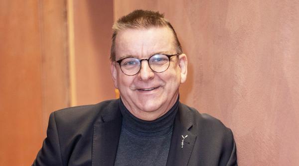 5. April: „Versteckt im Schwarzwald“ - Premierenlesung des Autors Michael Paul (Bild) aus Lahr im Ratssaal des Alten Rathauses.
Foto: Stadt Lahr - Eduard Wentland 5. April: „Versteckt im Schwarzwald“ - Premierenlesung des Autors Michael Paul (Bild) aus Lahr im Ratssaal des Alten Rathauses.
Foto: Stadt Lahr - Eduard Wentland