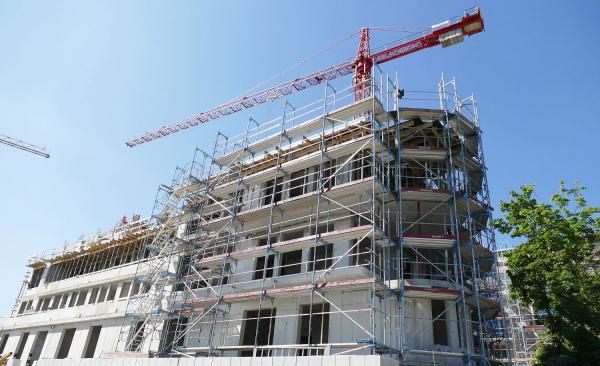 Bauwirtschaft Baden-Württemberg fordert verlässliche und verstetigte Neubauförderung im Wohnungsbau.
Foto: Bauwirtschaft Baden-Württemberg Bauwirtschaft Baden-Württemberg fordert verlässliche und verstetigte Neubauförderung im Wohnungsbau.
Foto: Bauwirtschaft Baden-Württemberg