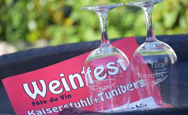 Traum vom Weinfest 2022 in Breisach (26. bis 29. August) geplatzt - Finanzielle Nöte und personelle Engpässe zwingen Veranstalter zur Absage.
Foto: Kaiserstühler Wein-Marketing GmbH - Littner Traum vom Weinfest 2022 in Breisach (26. bis 29. August) geplatzt - Finanzielle Nöte und personelle Engpässe zwingen Veranstalter zur Absage.
Foto: Kaiserstühler Wein-Marketing GmbH - Littner