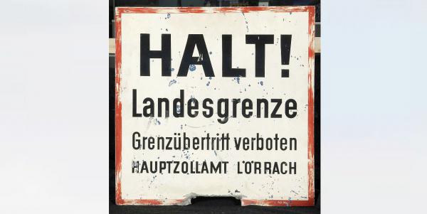 2. Juli: „Grenzgänger, Grenzerfahrungen und Lörrach mittendrin“.
Foto: Stadt Lörrach - Dreiländermuseum 2. Juli: „Grenzgänger, Grenzerfahrungen und Lörrach mittendrin“.
Foto: Stadt Lörrach - Dreiländermuseum