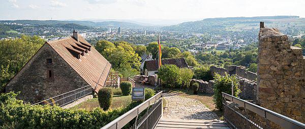 9. Juli: „Die Burgruine Rötteln“ (Bild) - Öffentliche Erlebnisführung in Lörrach.

Foto: Stadt Lörrach - Baschi Bender
