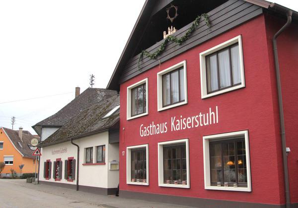 Gasthaus Kaiserstuhl, Breisacher Straße 17, 79331 Teningen-Nimburg, Tel. 07663 / 2261