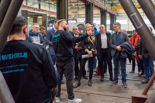 Baden-Württembergs Umweltministerin Thekla Walker besuchte Emmendinger Wehrle-Werk AG
Foto: Jens Glade / REGIOTRENDS lokal: "EM-extra" Baden-Württembergs Umweltministerin Thekla Walker besuchte Emmendinger Wehrle-Werk AG
Foto: Jens Glade / REGIOTRENDS lokal: "EM-extra"