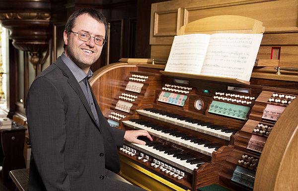 30. Mai: Konzert auf der Walcker-Orgel in der Kirche St. Margarethen in Waldkirch.
Gerhard Luchterhandt (Bild) an der Walcker-Orgel von 1903 in der Christuskirche Heidelberg.

Foto: Stadt Waldkirch