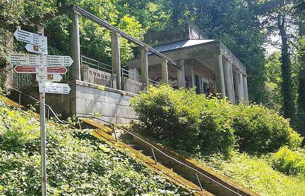 Tusculum am Schlossberg in Freiburg wird teilweise abgesperrt.
Foto: Stadt Freiburg - Toni Klein Tusculum am Schlossberg in Freiburg wird teilweise abgesperrt.
Foto: Stadt Freiburg - Toni Klein