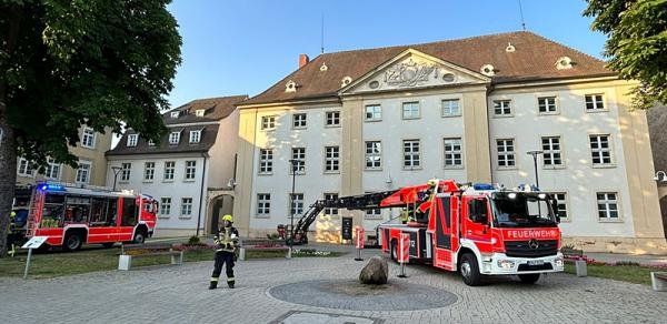 Gebäudebrand im Amtsgericht Emmendingen - Gebäude wurde vorerst gesperrt Gebäudebrand im Amtsgericht Emmendingen - Gebäude wurde vorerst gesperrt