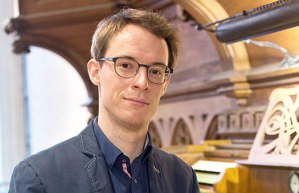 23. Februar: Thomasorganist Johannes Lang (Bild) gibt Konzert in Weil am Rhein für die Bürgerstiftung.
Foto: Stadt Weil am Rhein - Gert Mothes 23. Februar: Thomasorganist Johannes Lang (Bild) gibt Konzert in Weil am Rhein für die Bürgerstiftung.
Foto: Stadt Weil am Rhein - Gert Mothes