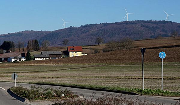 Visualisierung des Windparks Schnürbuck vom Standort Ortsausfahrt Ettenheimweiler
Bild: Alterric Deutschland Visualisierung des Windparks Schnürbuck vom Standort Ortsausfahrt Ettenheimweiler
Bild: Alterric Deutschland