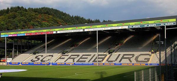 4.004 Zuschauer sahen den SC-Erfolg im Dreisamstadion 4.004 Zuschauer sahen den SC-Erfolg im Dreisamstadion