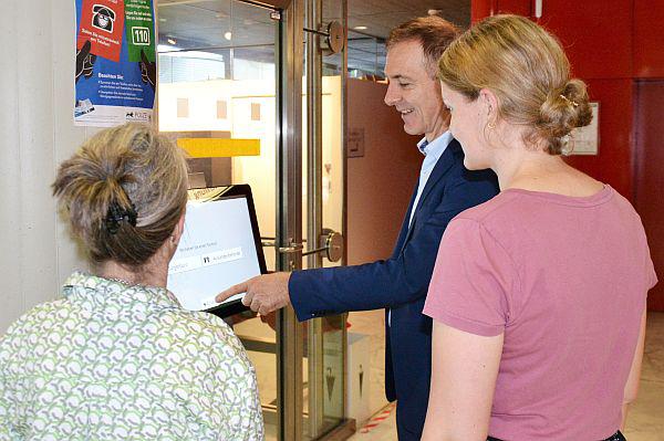 Stadt Lörrach setzt auf digitales Terminmanagement zur Effizienzsteigerung und mehr Bürgerzufriedenheit.
Foto: Stadt Lörrach - Alexander Fessler Stadt Lörrach setzt auf digitales Terminmanagement zur Effizienzsteigerung und mehr Bürgerzufriedenheit.
Foto: Stadt Lörrach - Alexander Fessler