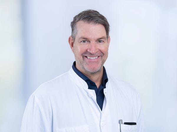 Prof. Dr. Heinz Wiendl leitet seit Anfang Oktober die Klinik für Neurologie und Neurophysiologie des Universitätsklinikums Freiburg | Bildquelle: Universitätsklinikum Freiburg Prof. Dr. Heinz Wiendl leitet seit Anfang Oktober die Klinik für Neurologie und Neurophysiologie des Universitätsklinikums Freiburg | Bildquelle: Universitätsklinikum Freiburg