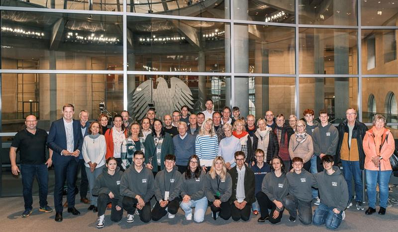 Besuch in Berlin - Freundeskreis Lahr-Alajuela, Schülergenossenschaft des Scheffel-Gymnasiums und Orgateam des Dorffestes Welschensteinach Besuch in Berlin - Freundeskreis Lahr-Alajuela, Schülergenossenschaft des Scheffel-Gymnasiums und Orgateam des Dorffestes Welschensteinach