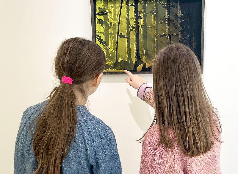 23. Februar 2025: "Komm und Schau!"-Familientag in Offenburg.
Viel zu bestaunen gibt es in der aktuellen Ausstellung O(H) WALD.
Foto: Stadt Offenburg - Städtische Galerie Offenburg 23. Februar 2025: "Komm und Schau!"-Familientag in Offenburg.
Viel zu bestaunen gibt es in der aktuellen Ausstellung O(H) WALD.
Foto: Stadt Offenburg - Städtische Galerie Offenburg