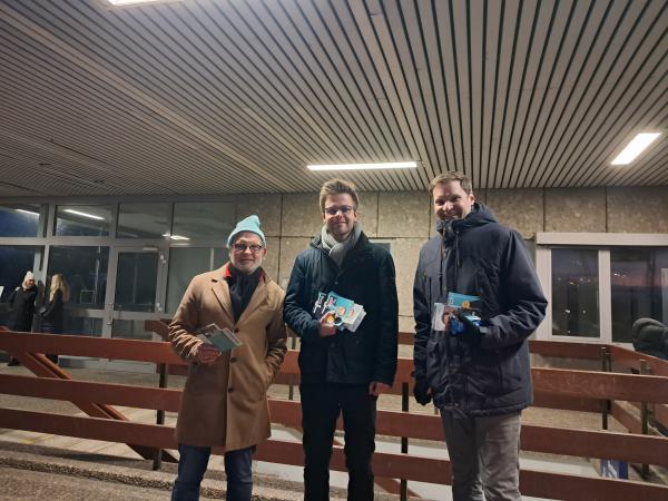 Von links: Marc Sommer, Pressereferent CDU Kreisverband Emmendingen, David Striegel Vorsitzdender CDU Stadtverband Kenzingen, Dr.Yannick Bury MdB Von links: Marc Sommer, Pressereferent CDU Kreisverband Emmendingen, David Striegel Vorsitzdender CDU Stadtverband Kenzingen, Dr.Yannick Bury MdB