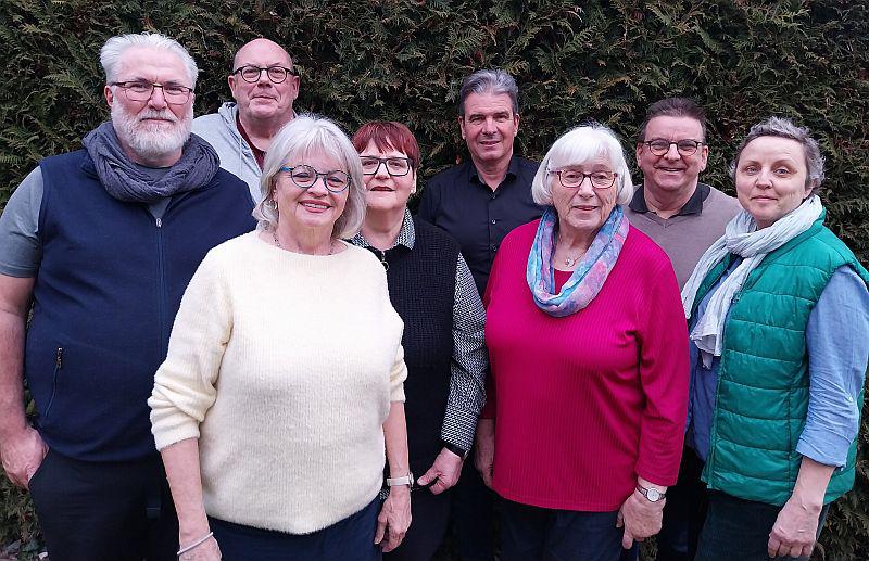 22. Mai 2025: "Die Geschichtenschmiede" in Lahr.
Der Lahrer Schriftsteller Michael Paul und das Team der „Geschichtenschmiede“.
Foto: Stadt Lahr - Michael Paul 22. Mai 2025: "Die Geschichtenschmiede" in Lahr.
Der Lahrer Schriftsteller Michael Paul und das Team der „Geschichtenschmiede“.
Foto: Stadt Lahr - Michael Paul